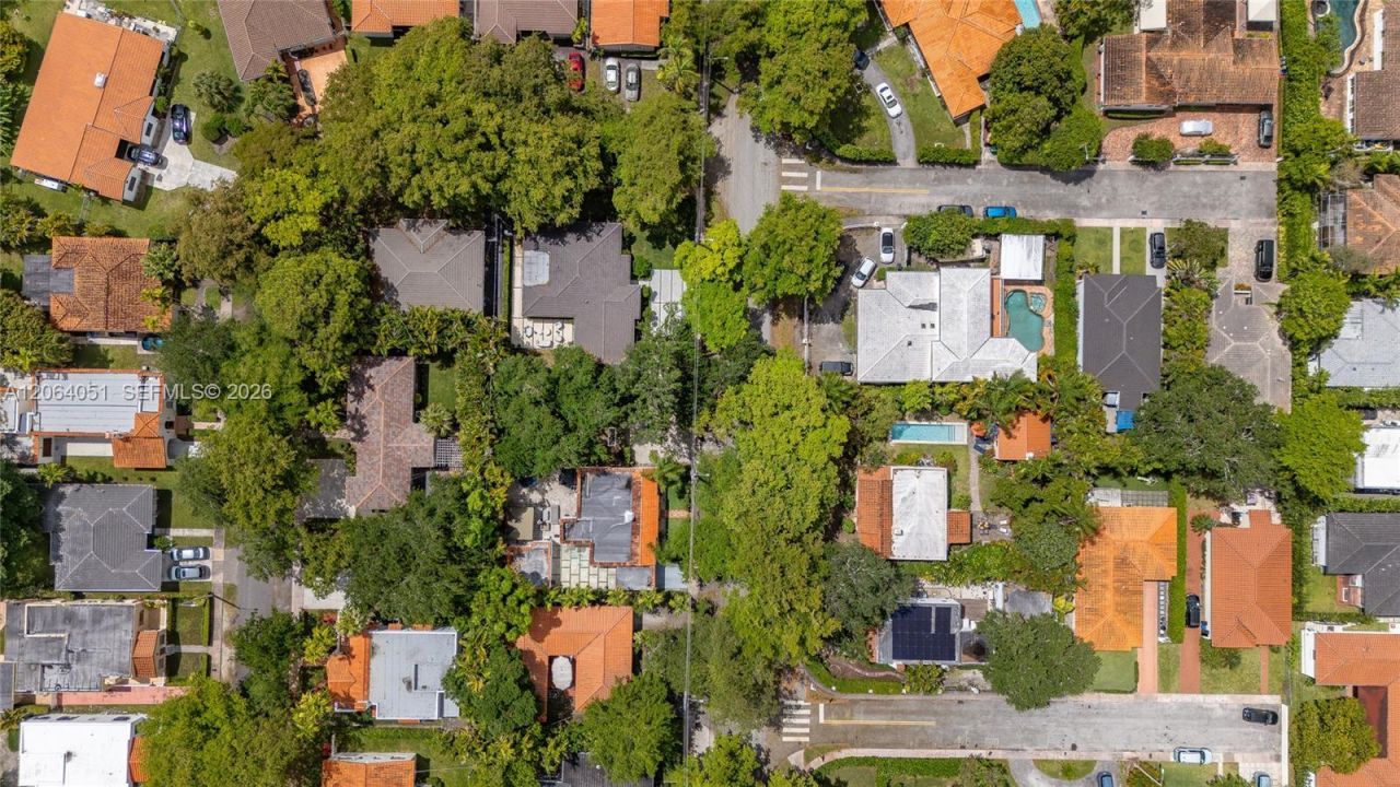 831 Cortez St, Coral Gables, FL 33134 Photo