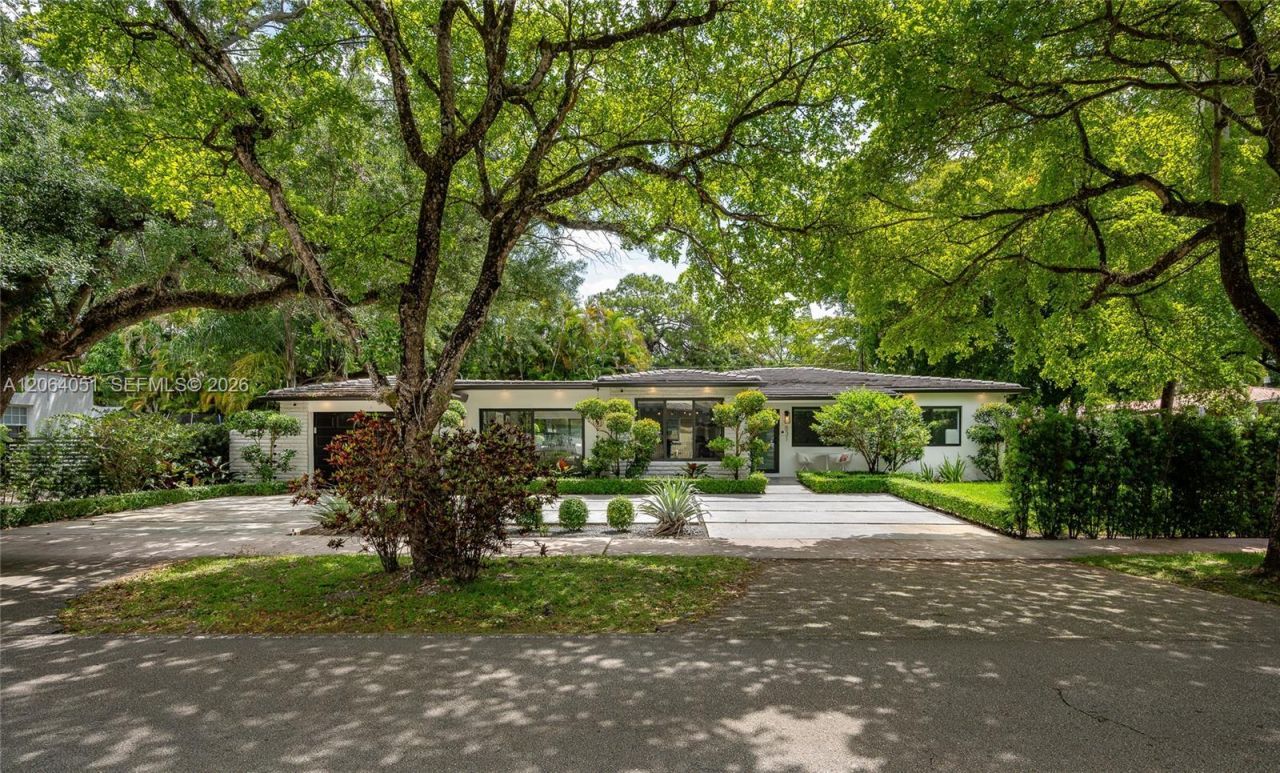 831 Cortez St, Coral Gables, FL 33134 Photo