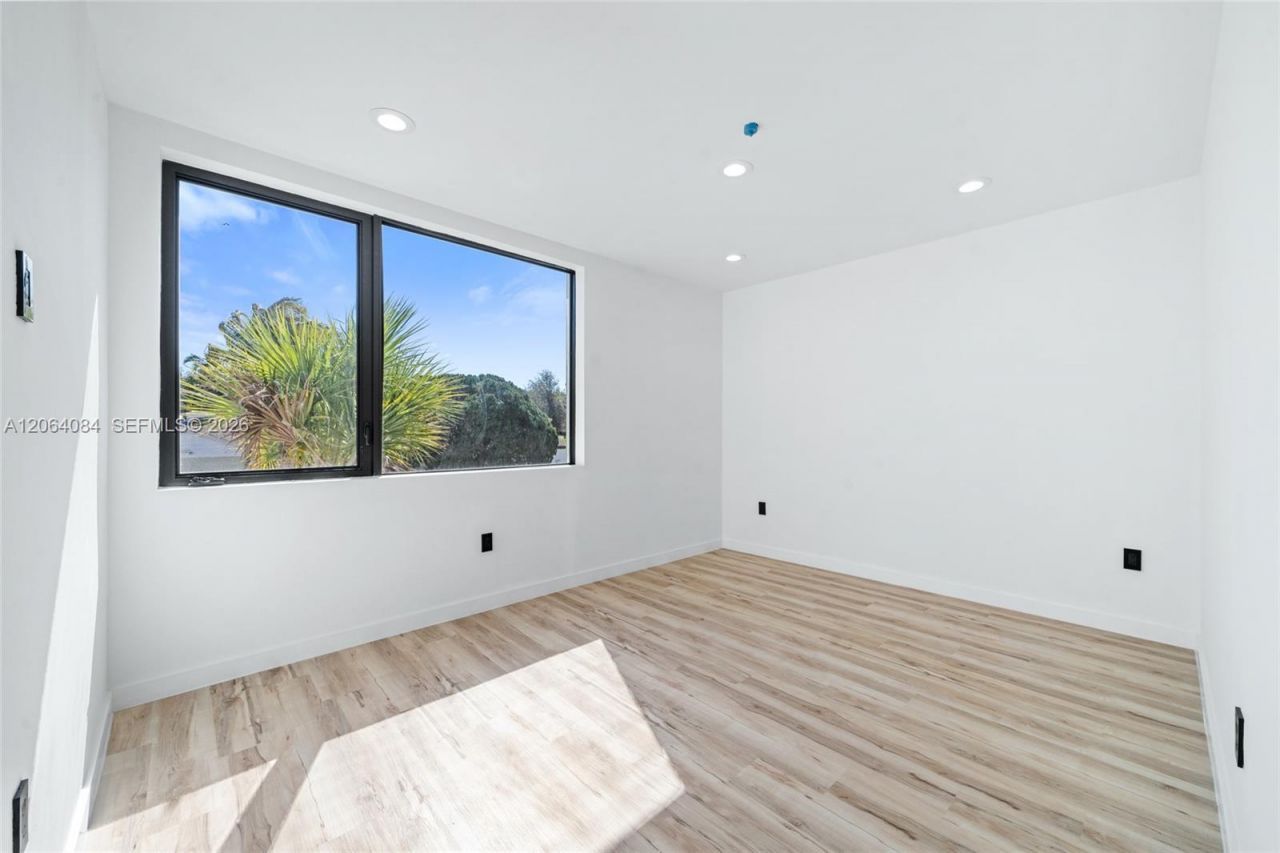 11 NE 51 St, Unit B, Miami, FL 33137 Photo
