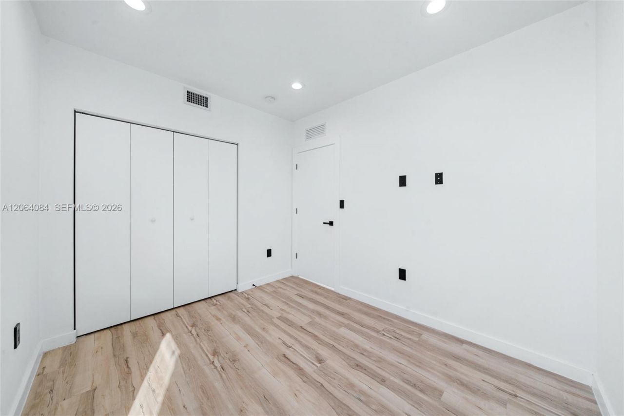 11 NE 51 St, Unit B, Miami, FL 33137 Photo