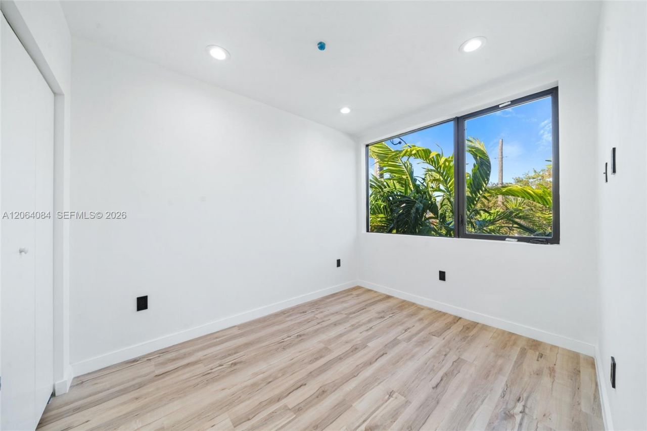 11 NE 51 St, Unit B, Miami, FL 33137 Photo
