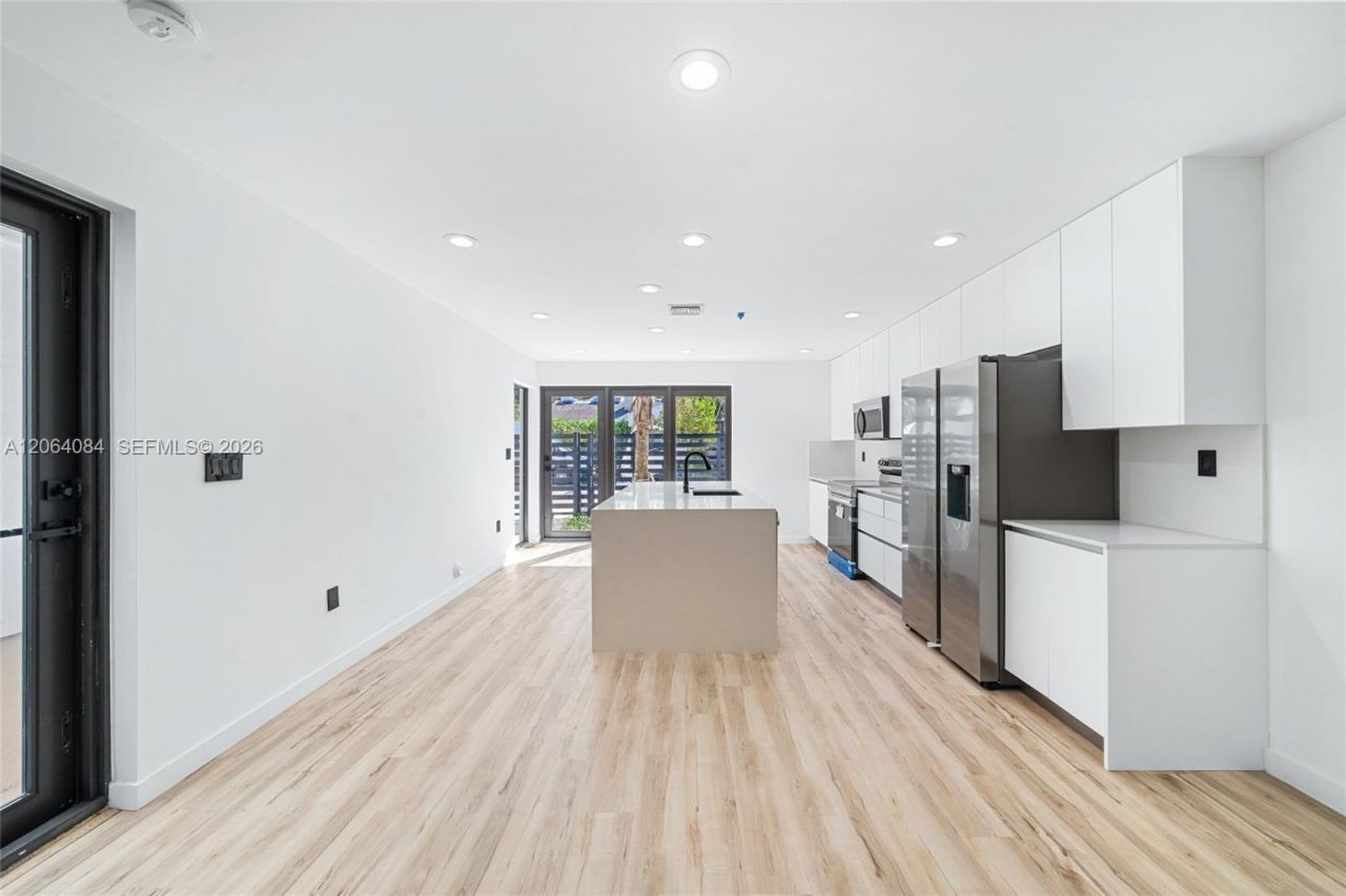11 NE 51 St, Unit B, Miami, FL 33137 Photo