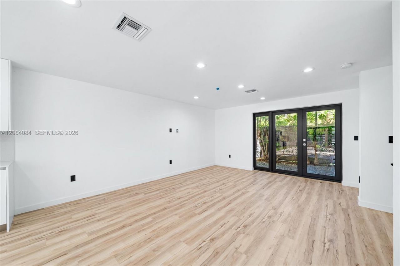 11 NE 51 St, Unit B, Miami, FL 33137 Photo