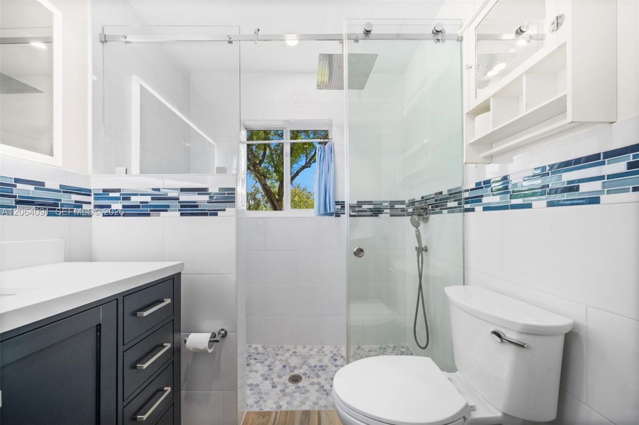 6200 Pine Ter , Plantation, FL 33317 Photo