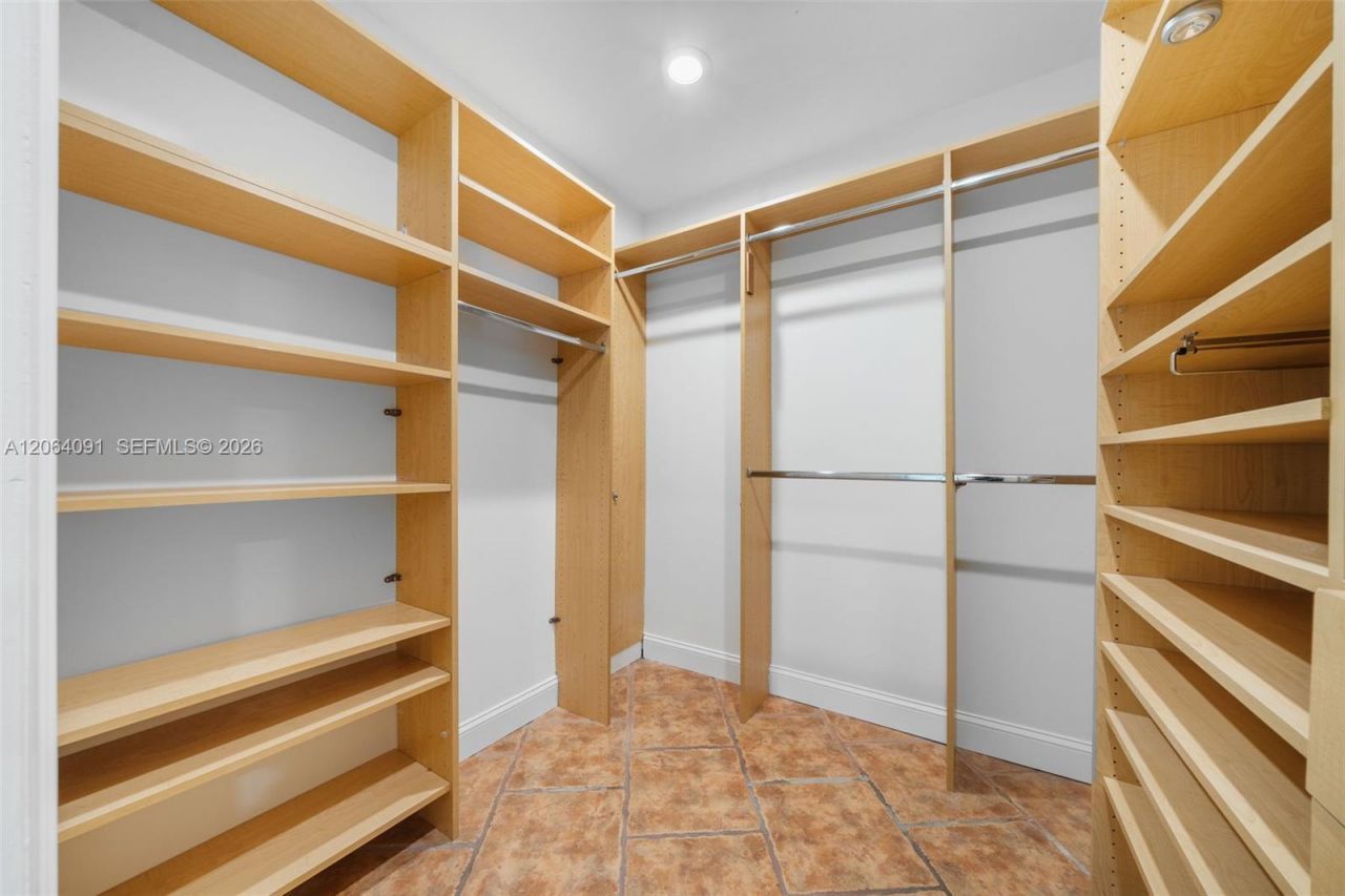 6200 Pine Ter , Plantation, FL 33317 Photo