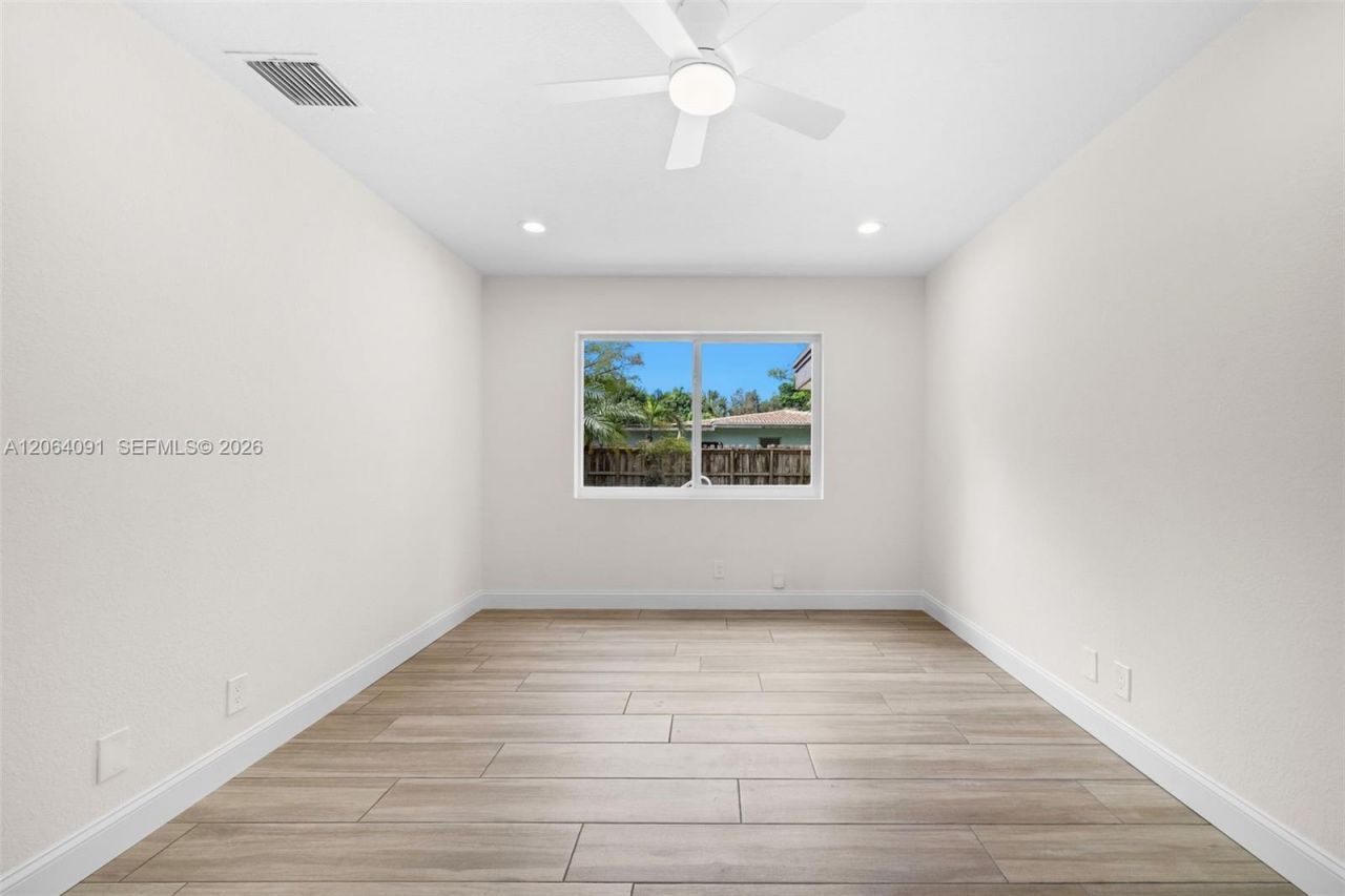 6200 Pine Ter , Plantation, FL 33317 Photo