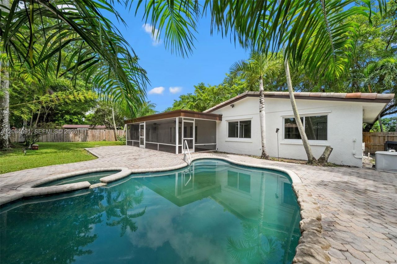 6200 Pine Ter , Plantation, FL 33317 Photo