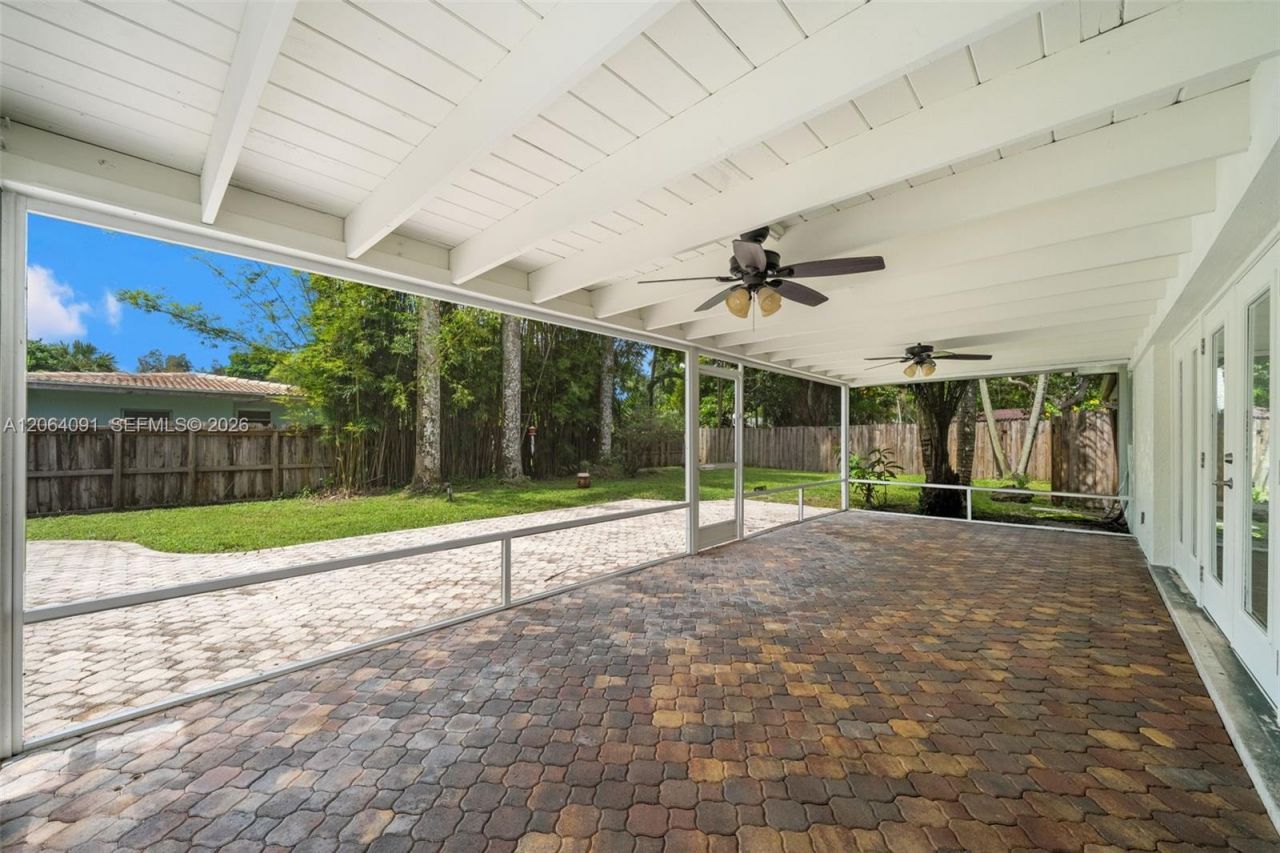 6200 Pine Ter , Plantation, FL 33317 Photo