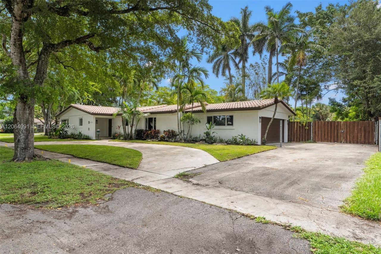 6200 Pine Ter , Plantation, FL 33317 Photo