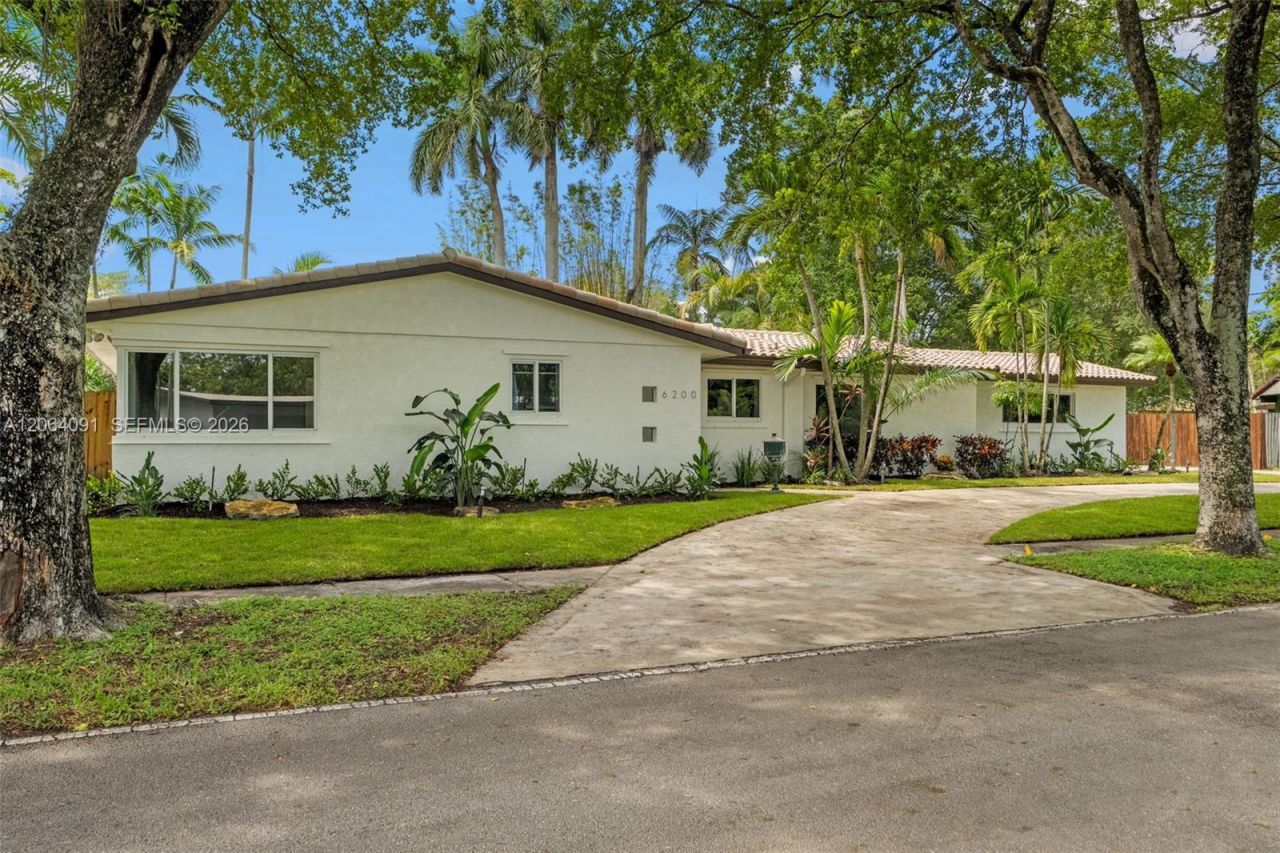6200 Pine Ter , Plantation, FL 33317 Photo