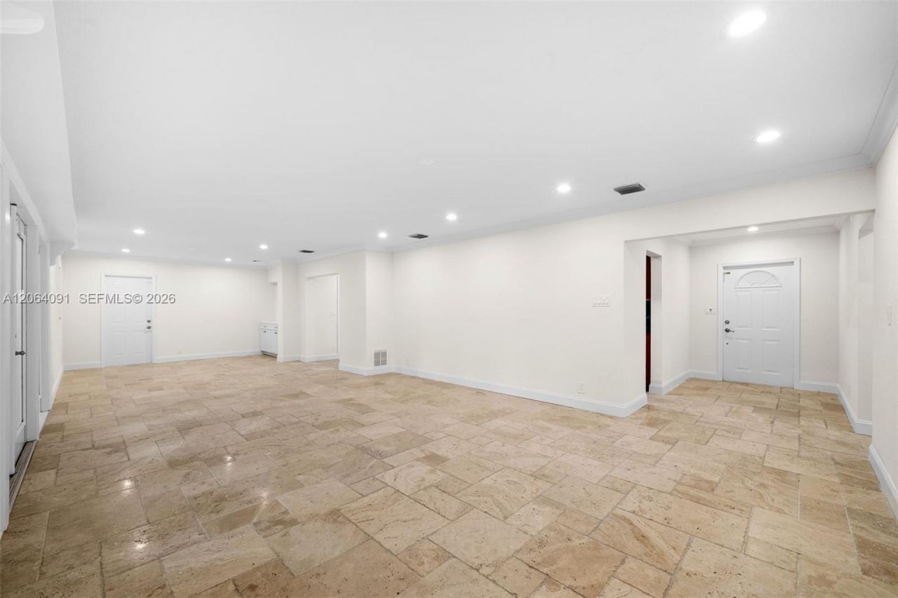 6200 Pine Ter , Plantation, FL 33317 Photo