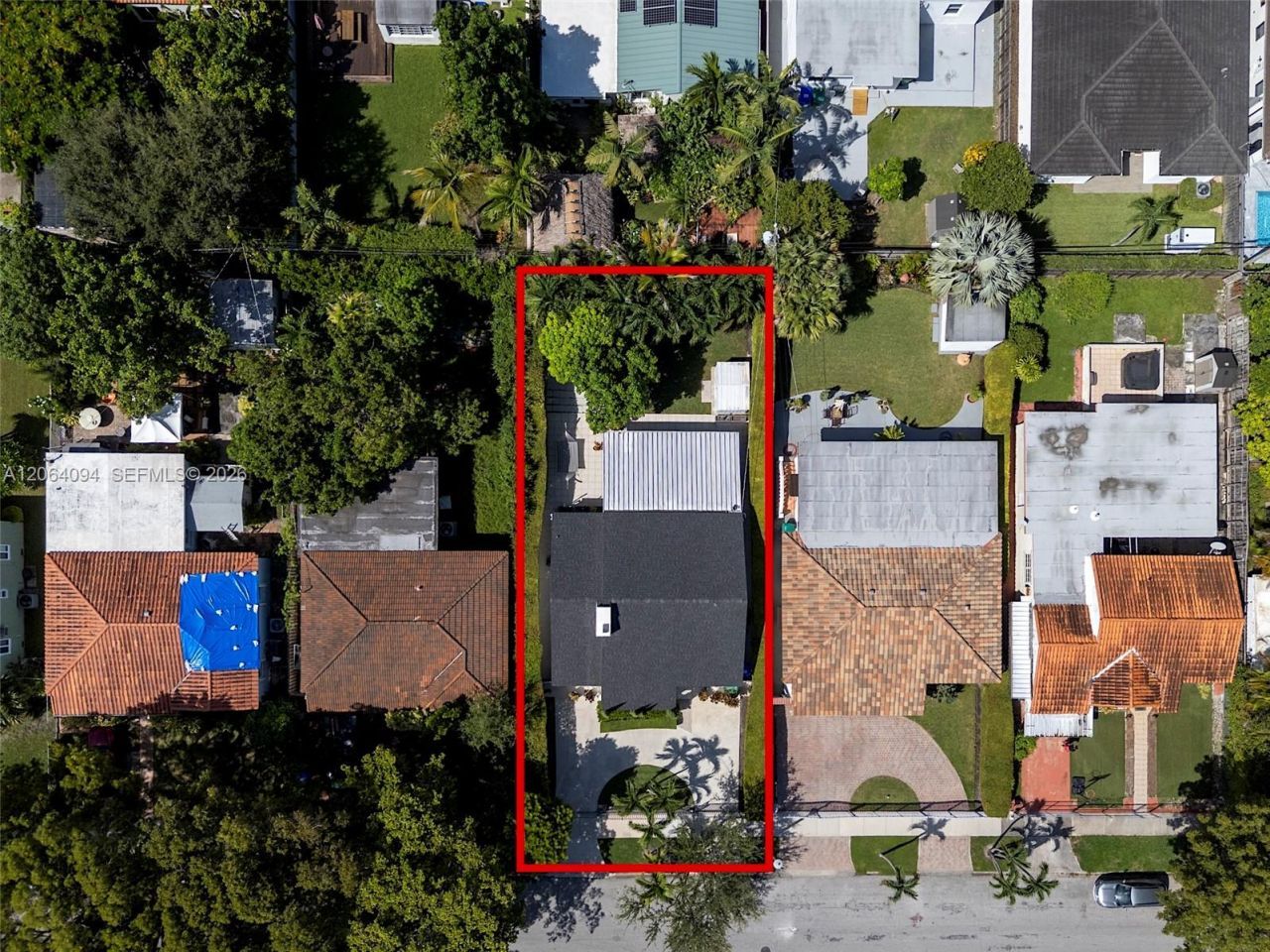 2451 SW 25th St, Miami, FL 33133 Photo