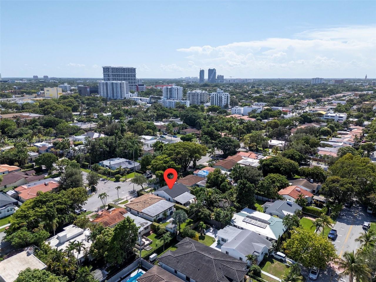 2451 SW 25th St, Miami, FL 33133 Photo