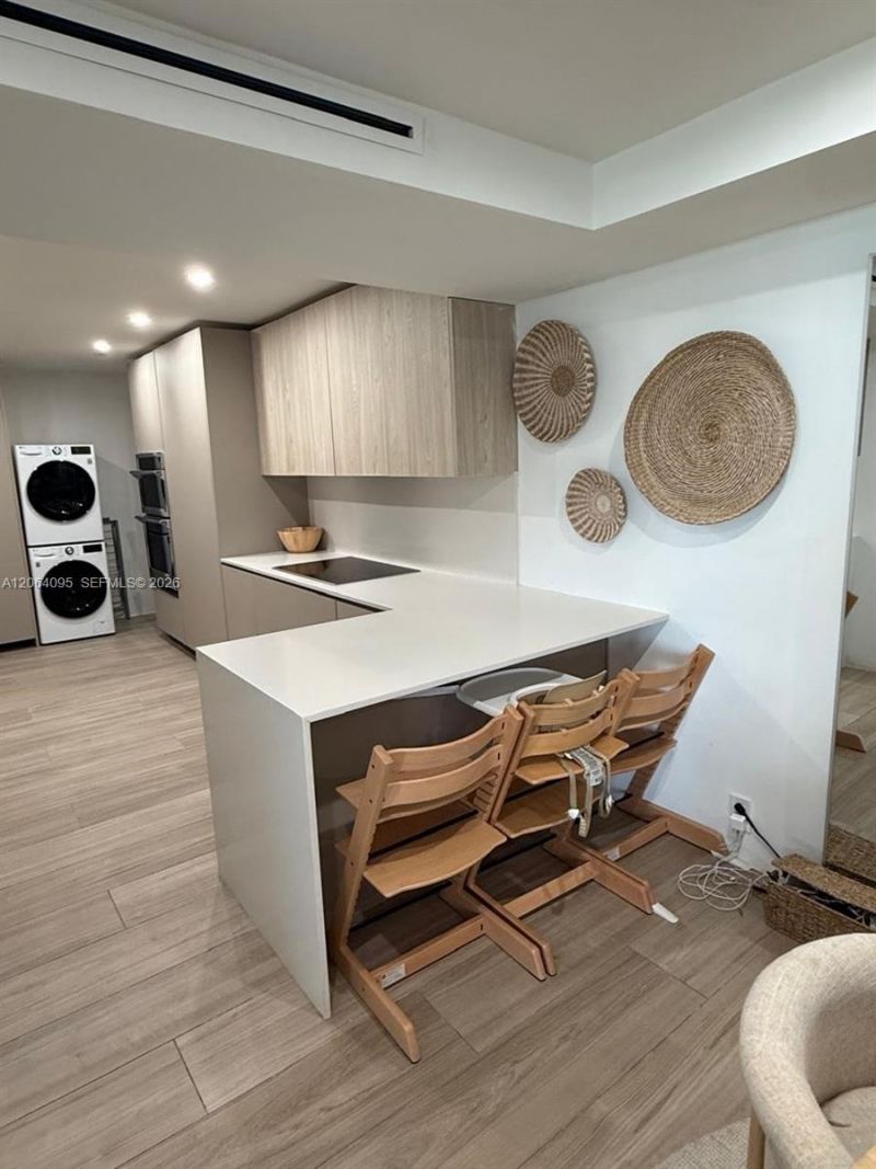 1111 Crandon Blvd, Unit B1004, Key Biscayne, FL 33149 Photo