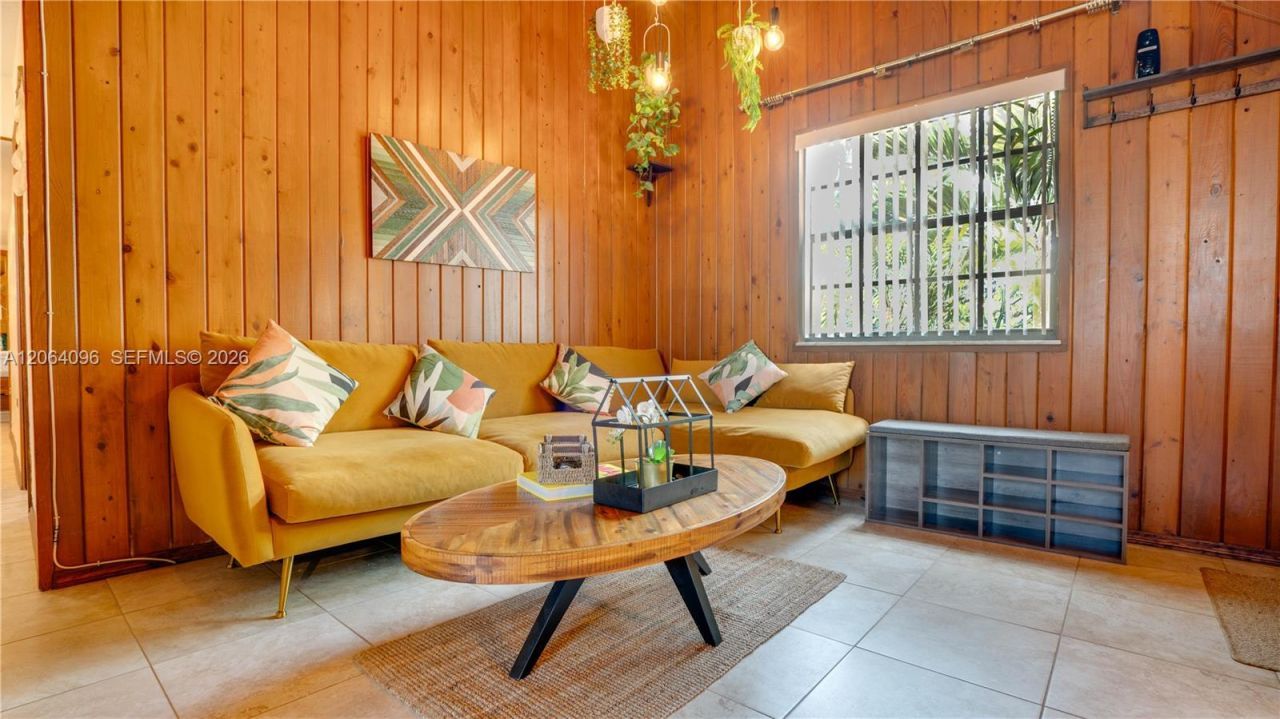 301 SW 69th Ave, Unit 301, Miami, FL 33144 Photo