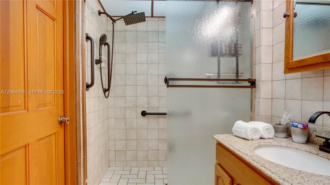 301 SW 69th Ave, Unit 301, Miami, FL 33144 Photo