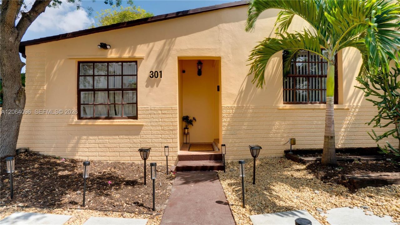 301 SW 69th Ave, Unit 301, Miami, FL 33144 Photo