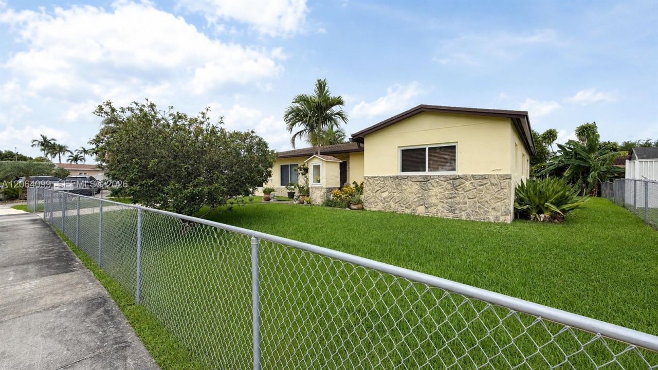 2675 SW 119th Ct, Miami, FL 33175 Photo
