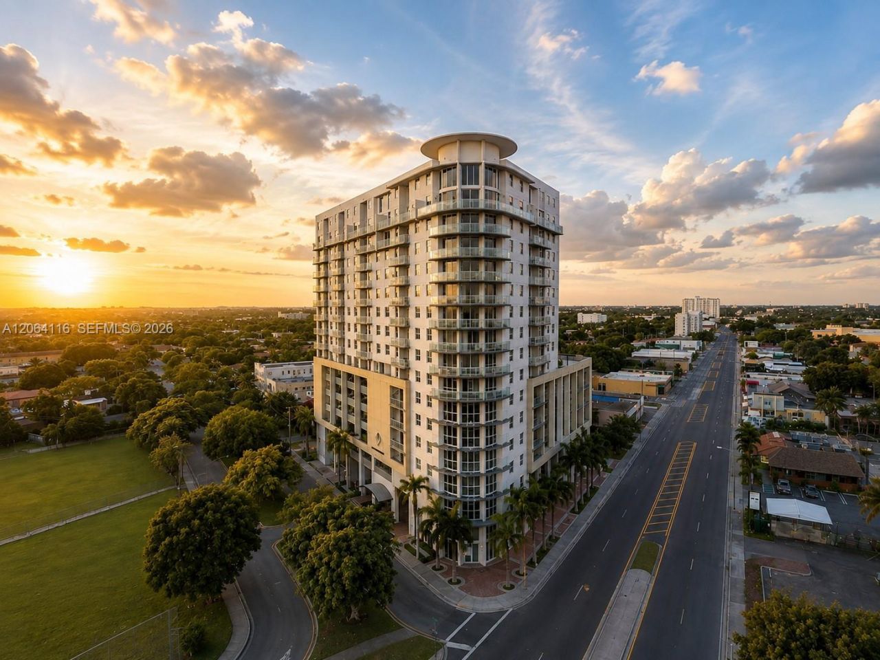 1 Glen Royal Pkwy, Unit 702, Miami, FL 33125 Photo