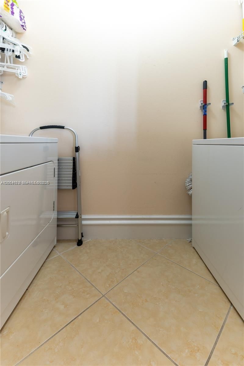 3001 NE 185th St , Unit 710, Aventura, FL 33180 Photo