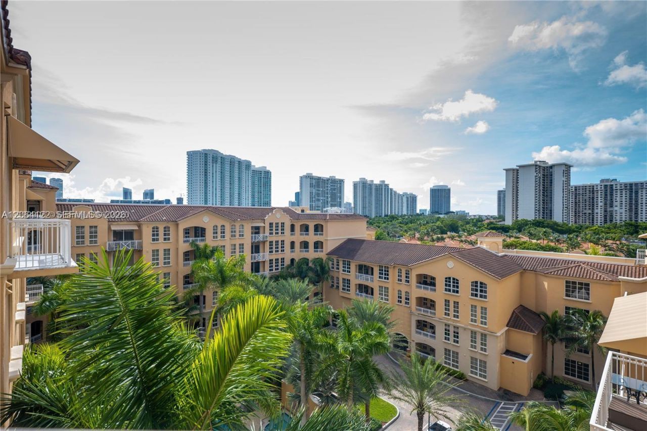 3001 NE 185th St , Unit 710, Aventura, FL 33180 Photo