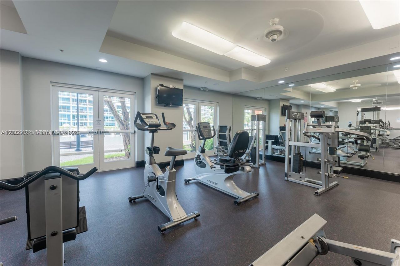 3001 NE 185th St , Unit 710, Aventura, FL 33180 Photo