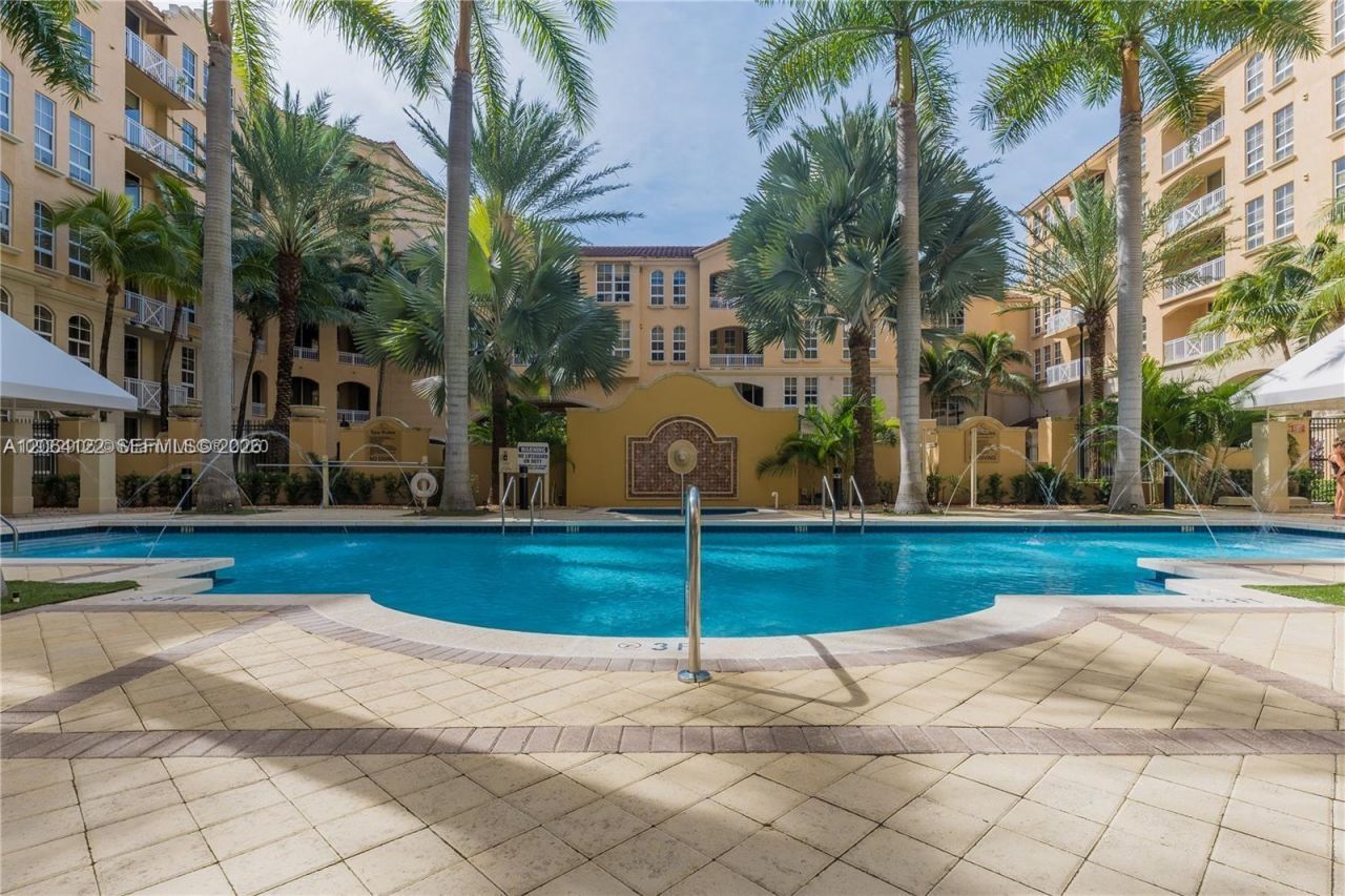 3001 NE 185th St , Unit 710, Aventura, FL 33180 Photo