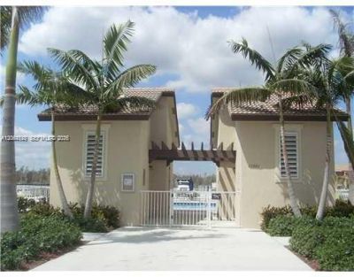 11501 NW 89th St, Unit 105, Doral, FL 33178 Photo