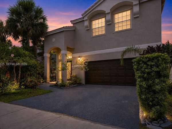 15650 NW 12th Ct, Pembroke Pines, FL 33028