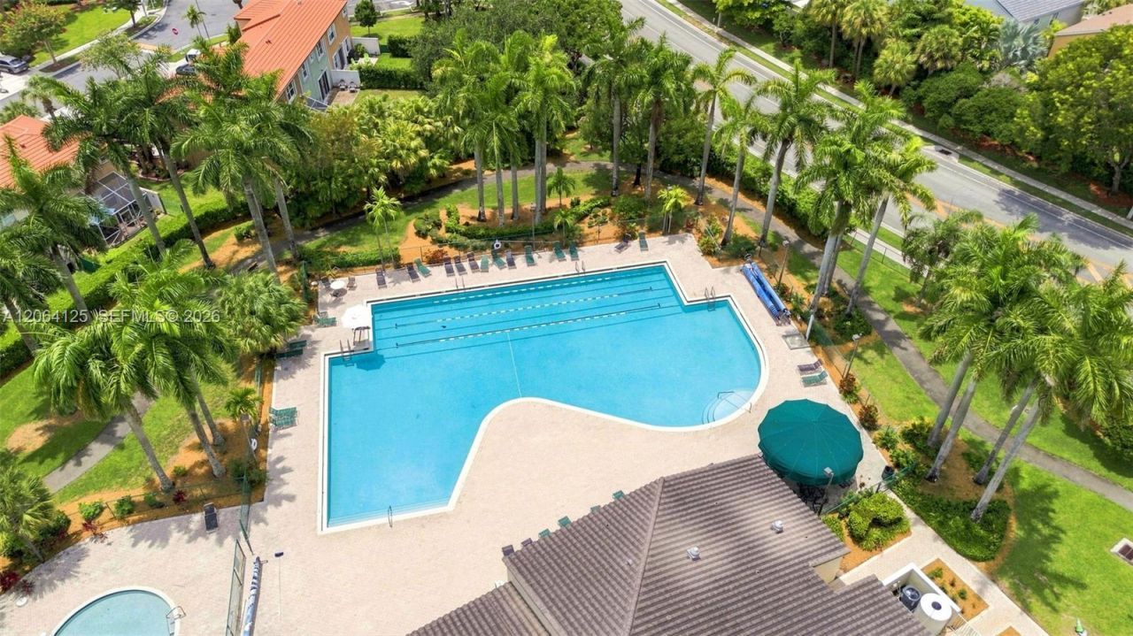 15650 NW 12th Ct, Pembroke Pines, FL 33028 Photo