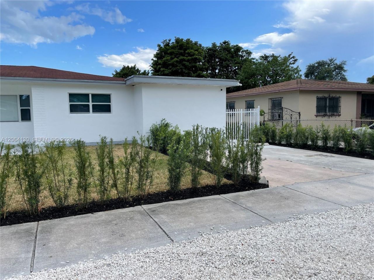 320 NE 160th St, Miami, FL 33162 Photo