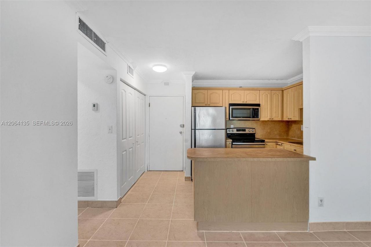 1465 NE 123rd St, Unit 416, North Miami, FL 33161 Photo