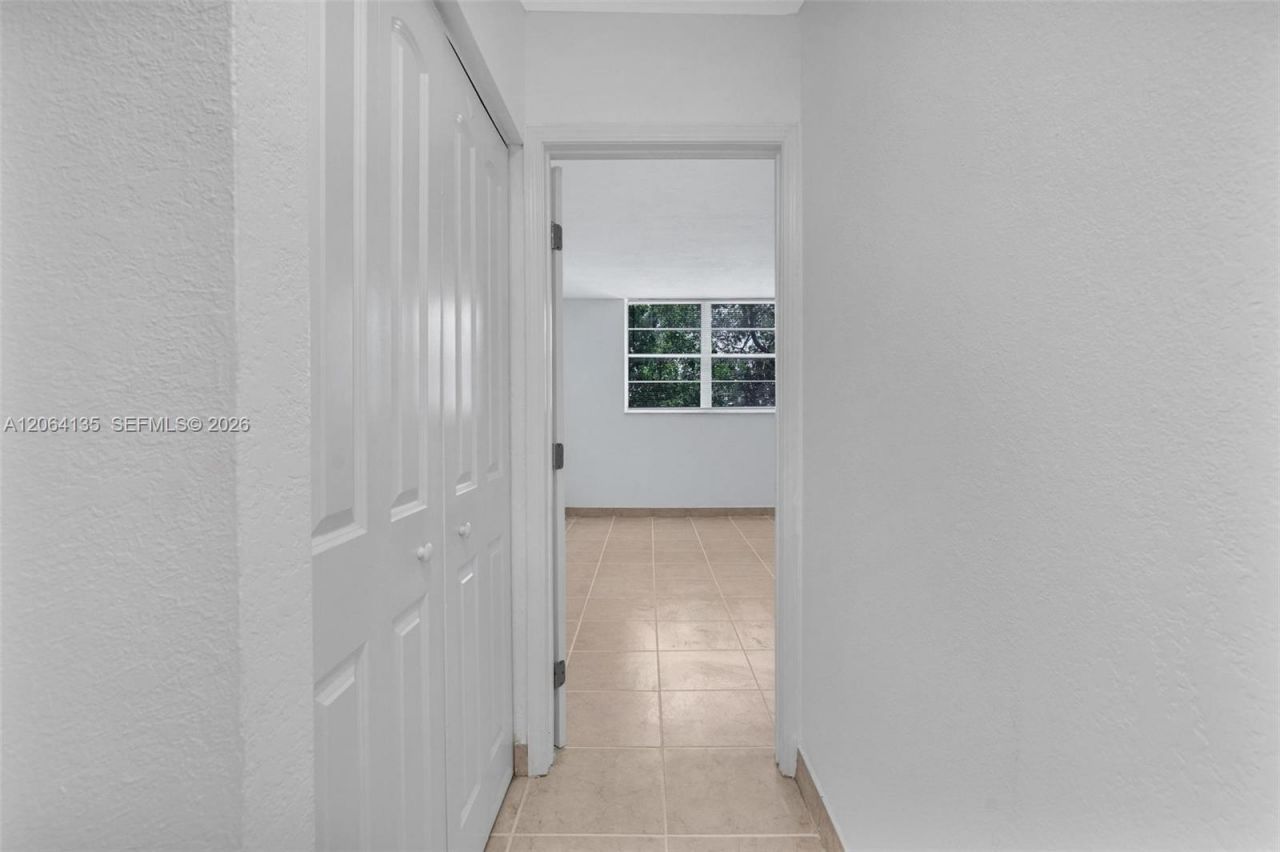 1465 NE 123rd St, Unit 416, North Miami, FL 33161 Photo