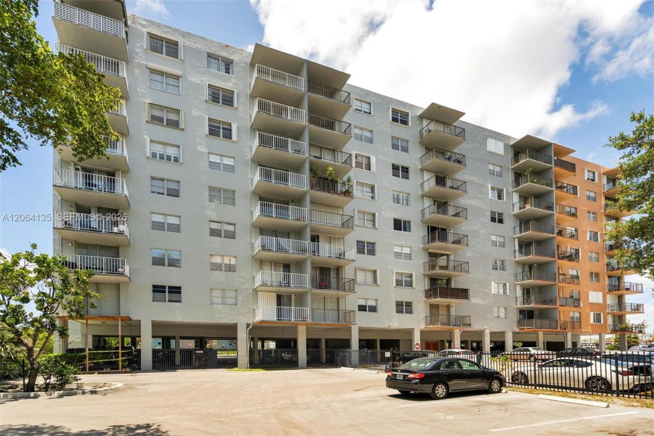 1465 NE 123rd St, Unit 416, North Miami, FL 33161 Photo