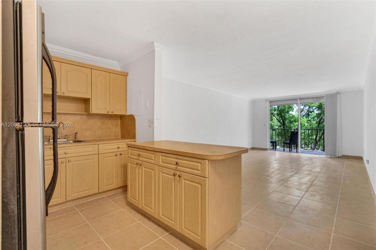 1465 NE 123rd St, Unit 416, North Miami, FL 33161 Photo