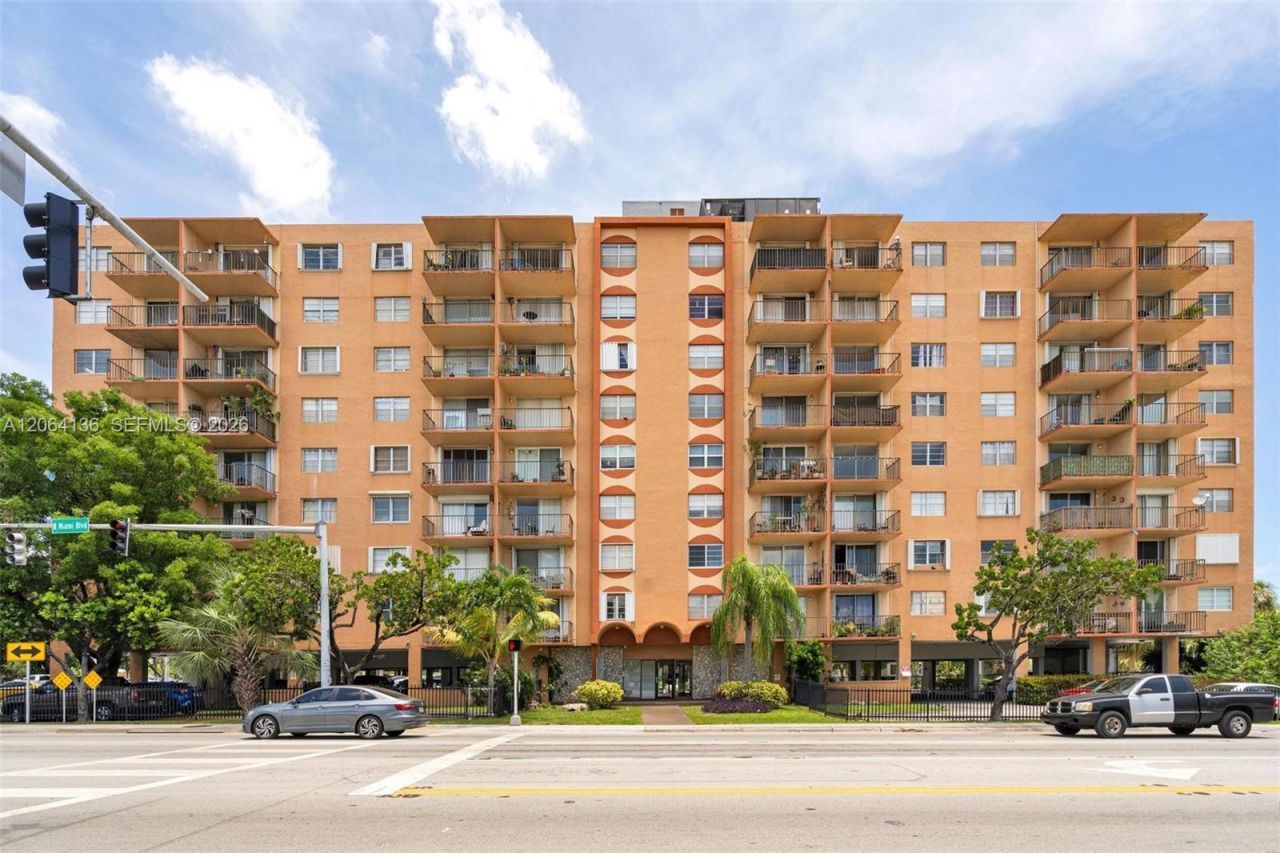1465 NE 123rd St, Unit 416, North Miami, FL 33161 Photo