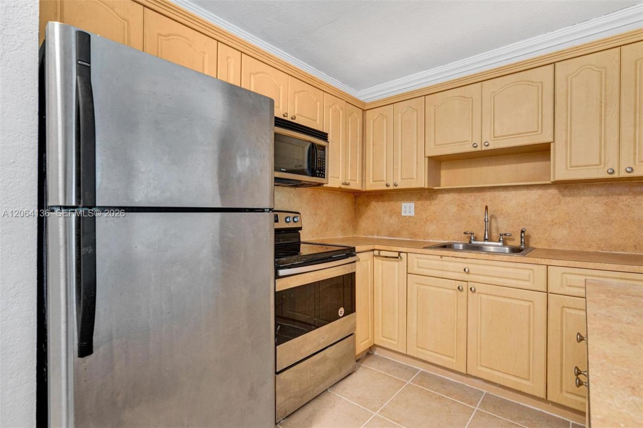1465 NE 123rd St, Unit 416, North Miami, FL 33161 Photo