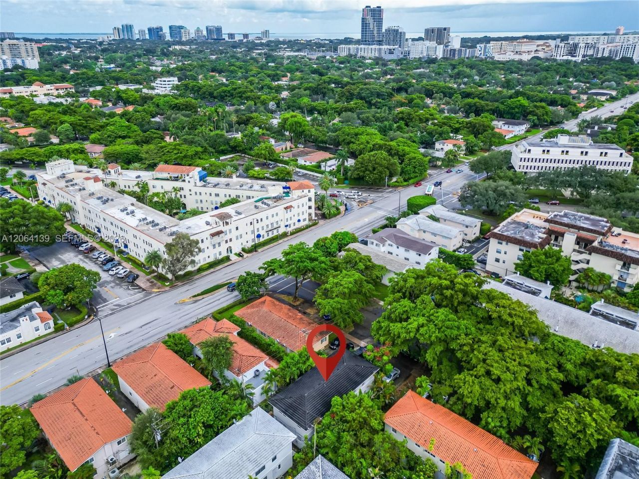 411 Santander Ave, Unit 1, Coral Gables, FL 33134 Photo