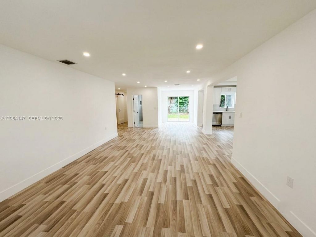 10860 SW 217th Ter, Miami, FL 33170 Photo