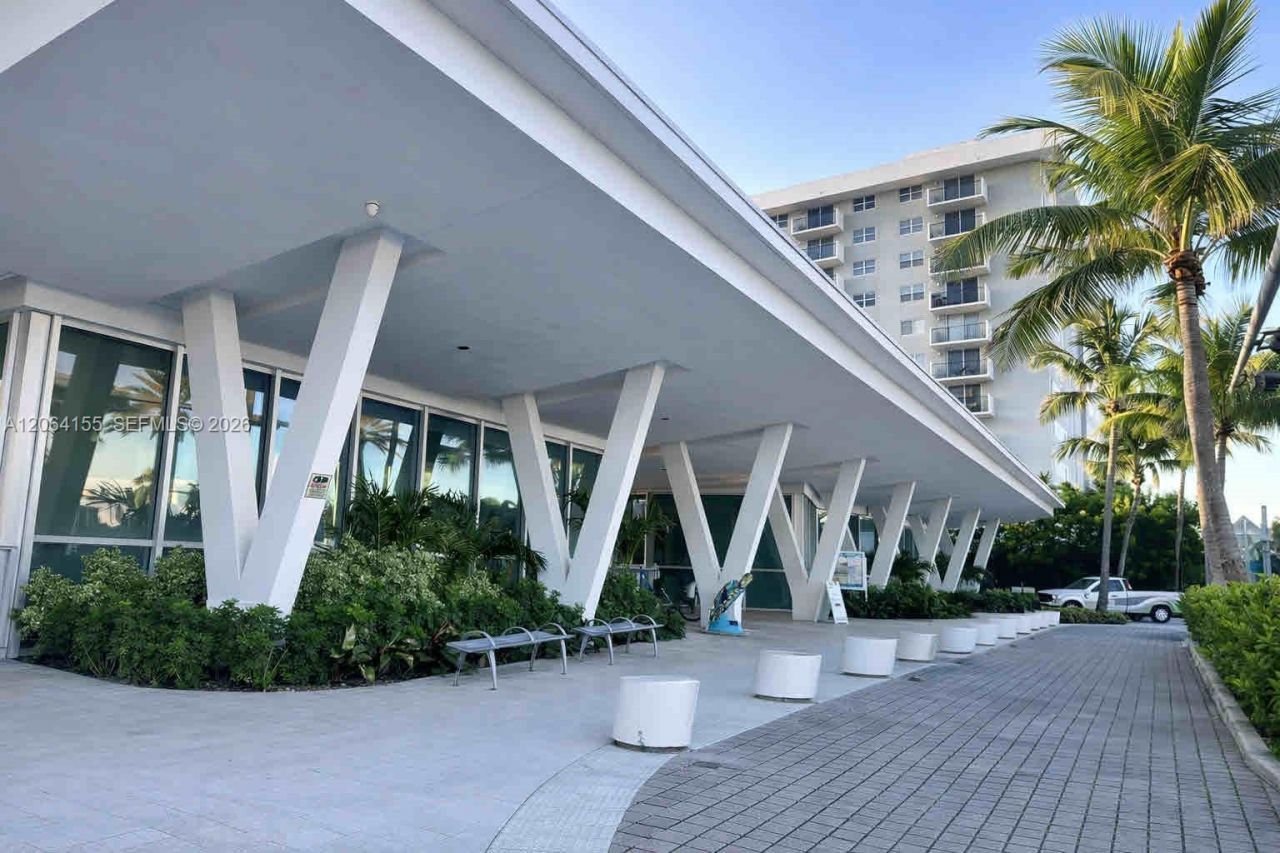 9225 Collins Ave, Unit 1407, Surfside, FL 33154 Photo