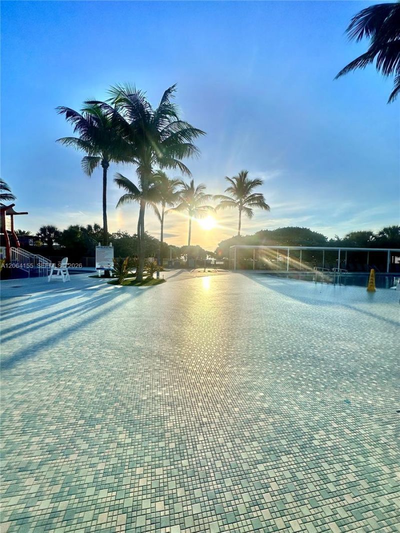 9225 Collins Ave, Unit 1407, Surfside, FL 33154 Photo