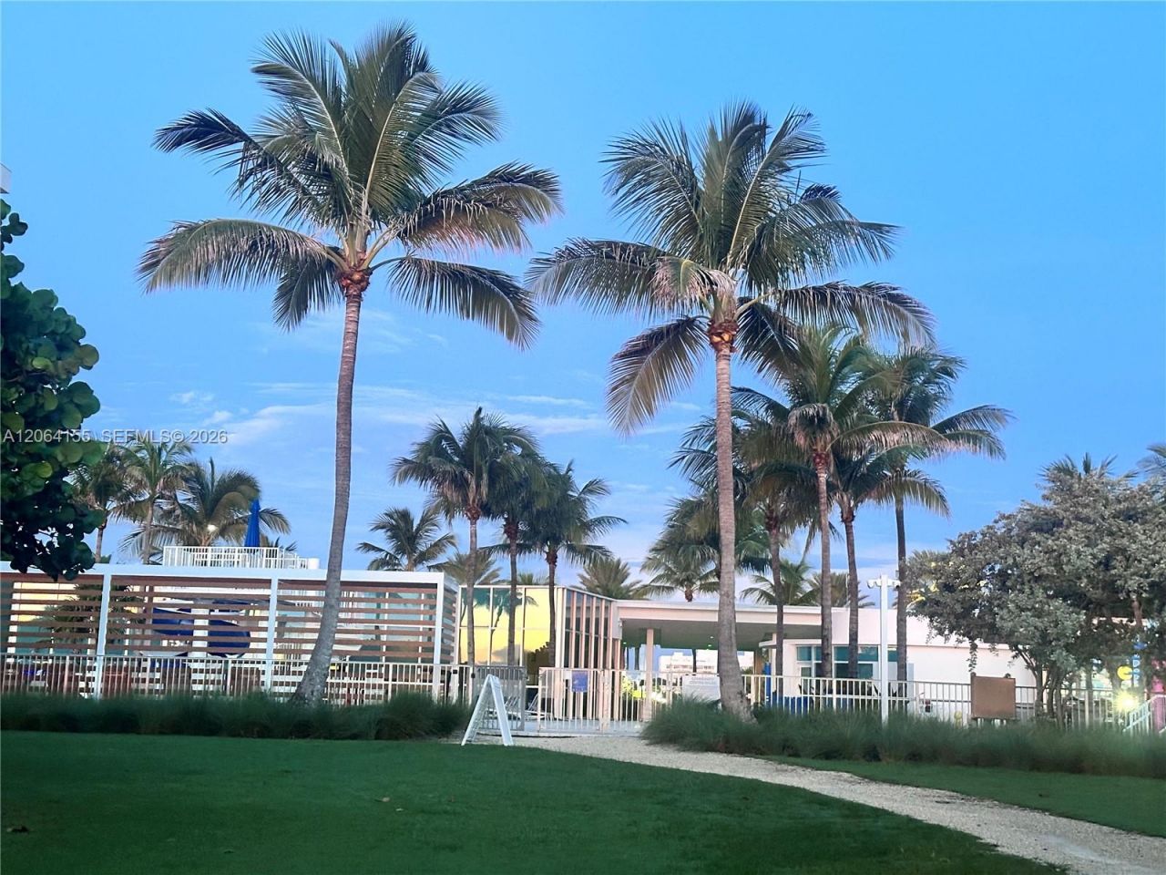 9225 Collins Ave, Unit 1407, Surfside, FL 33154 Photo