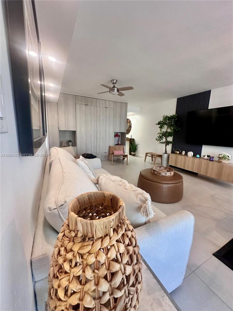 9225 Collins Ave, Unit 1407, Surfside, FL 33154 Photo