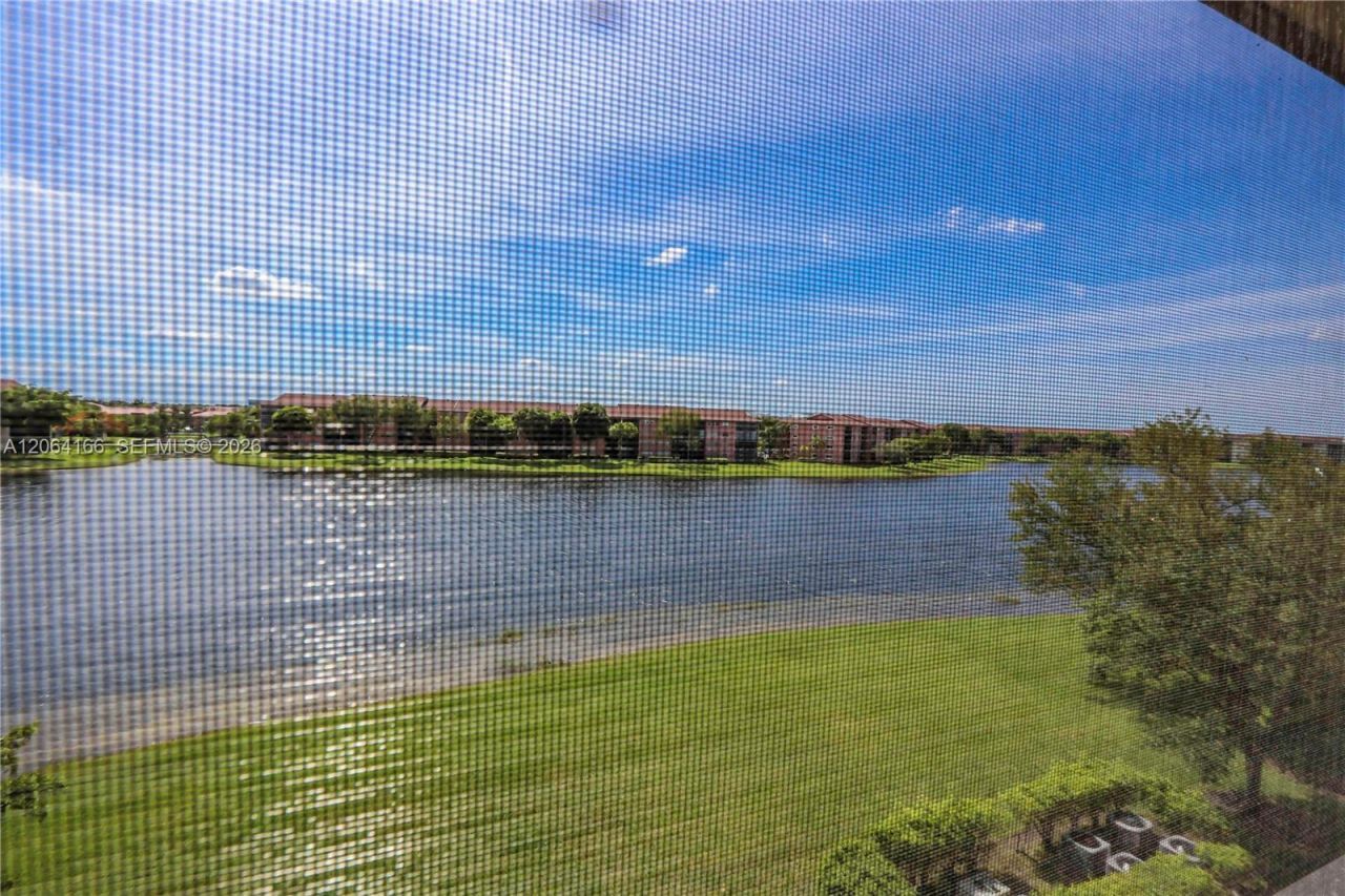 850 SW 138th Ave, Unit 409D, Pembroke Pines, FL 33027 Photo