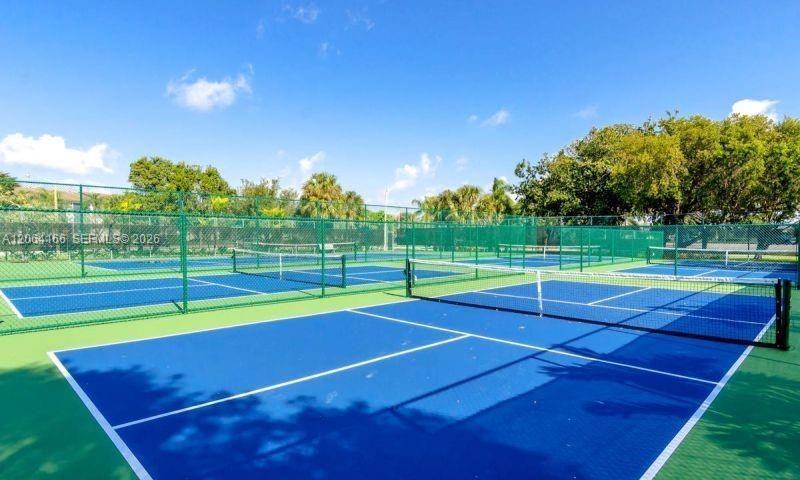 850 SW 138th Ave, Unit 409D, Pembroke Pines, FL 33027 Photo