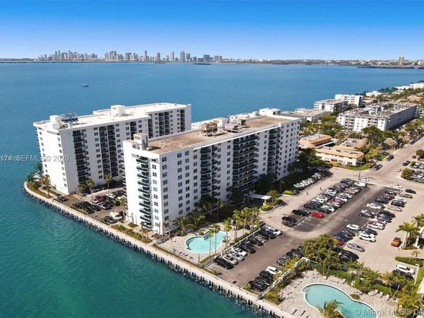 7501 E Treasure Dr , Unit 10C, North Bay Village, FL 33141