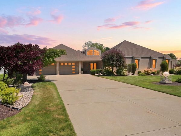 7420 Inverness Commons, Fort Wayne, IN 46804