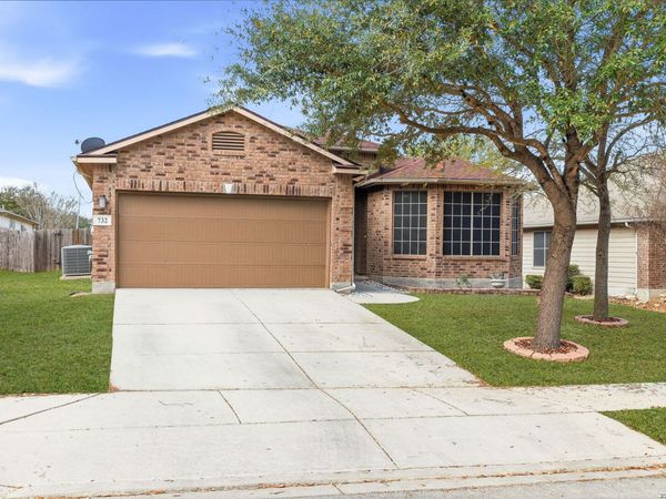 732 Hollow Ridge, Schertz, TX 78108