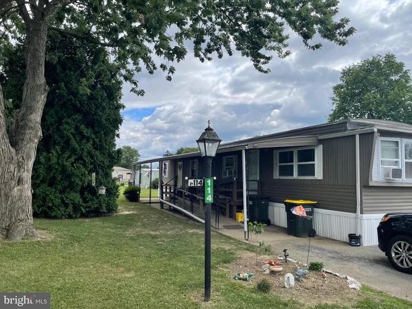 114 STARVIEW BOULEVARD , MOUNT WOLF, PA 17347