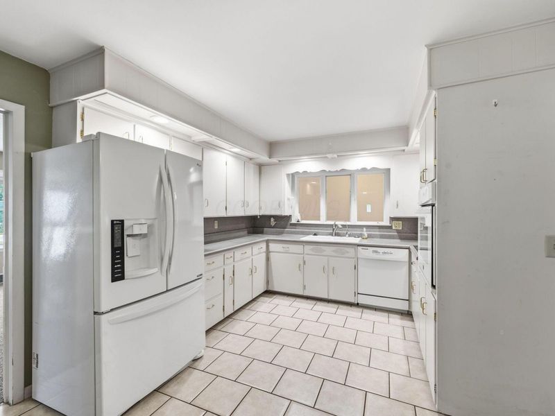 645 Vernon Heights Boulevard , Marion, OH 43302 Photo 24